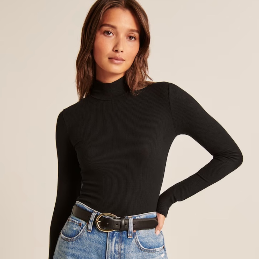 Long sleeve mock neck top